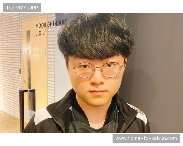 DK打野优化控野路线,教练称节奏更成熟